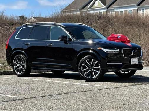 2019 Volvo XC90 T6 Momentum