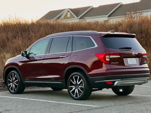 2019 Honda Pilot Touring 8-Passenger