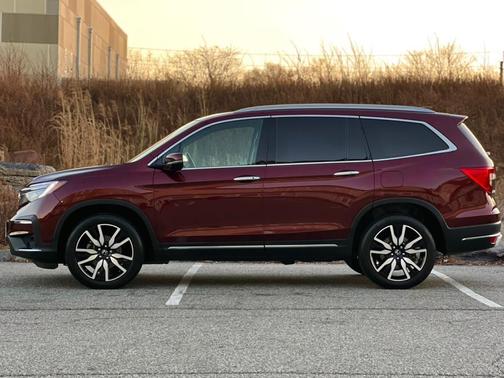 2019 Honda Pilot Touring 8-Passenger