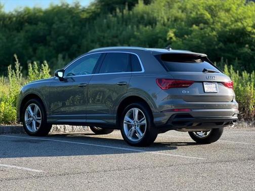 2019 Audi Q3 2.0T S line Premium Plus