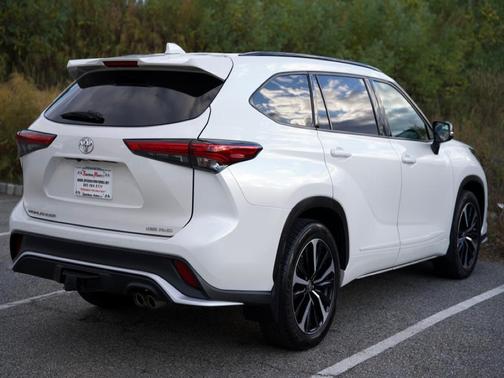 2021 Toyota Highlander XSE