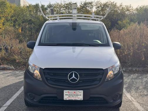 2018 Mercedes-Benz Metris Base