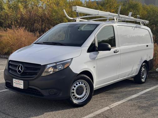 2018 Mercedes-Benz Metris Base