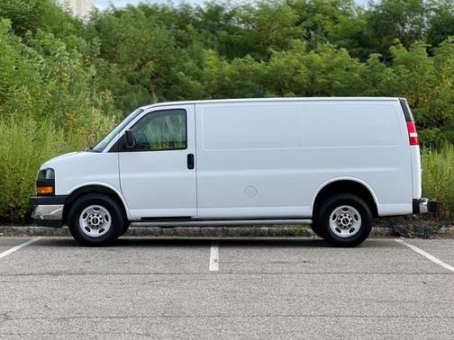 2019 GMC Savana 2500 Work Van