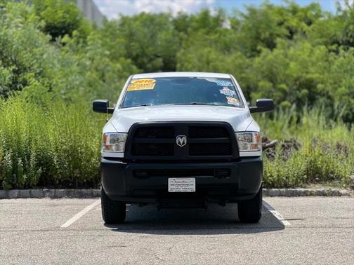 2018 RAM 2500 Tradesman Regular Cab 4x4 8' Box