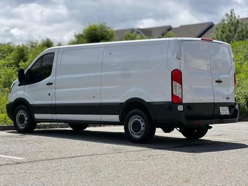 2018 Ford Transit-250 Base