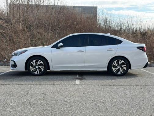 Crystal White Pearl 2023 Subaru Legacy Premium