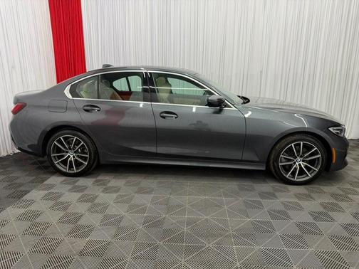 Mineral Grey Metallic 2022 BMW 330 xDrive