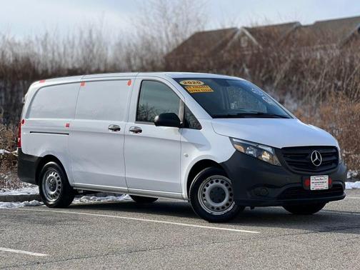 2020 Mercedes-Benz Metris Base
