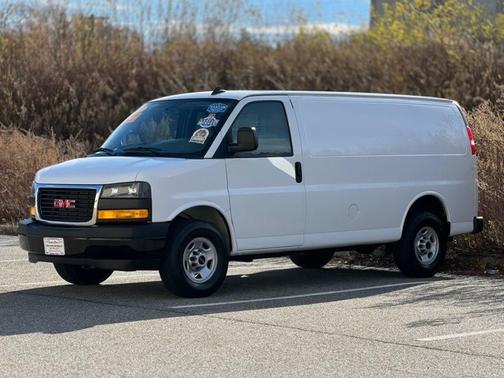 2023 GMC Savana 2500 Work Van