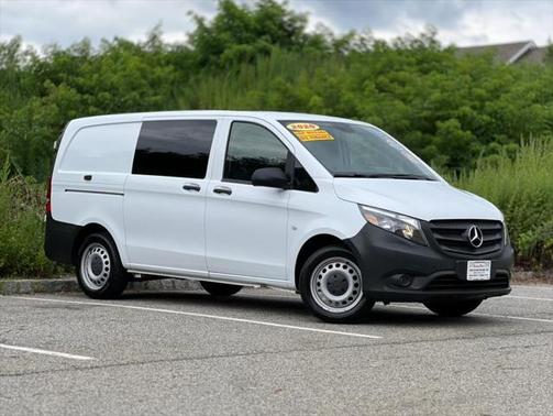 2020 Mercedes-Benz Metris Base