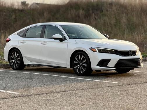 2022 Honda Civic EX-L