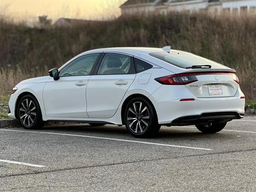 2022 Honda Civic EX-L