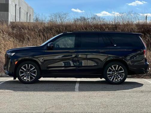 2021 Cadillac Escalade Sport