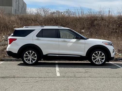 2021 Ford Explorer Platinum