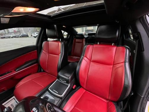 2016 Dodge Charger SXT
