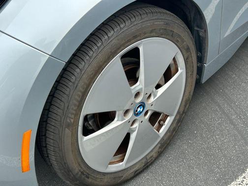Silver Metallic 2014 BMW i3 Base w/Range Extender