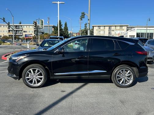 Black Pearl 2023 Acura RDX Technology Package