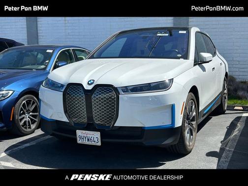 Alpine White 2024 BMW iX xDrive50