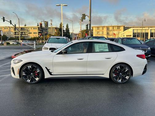 Mineral White Metallic 2026 BMW M440 Gran Coupe M440i Gran Coupe