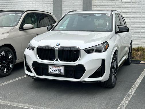White Metallic 2025 BMW X1 M35i