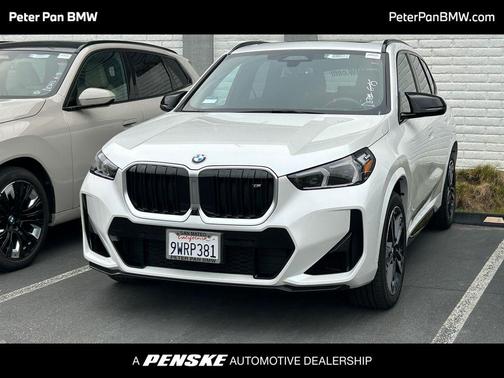 White Metallic 2025 BMW X1 M35i