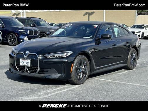 Black Sapphire Metallic 2023 BMW i4 Gran Coupe eDrive35