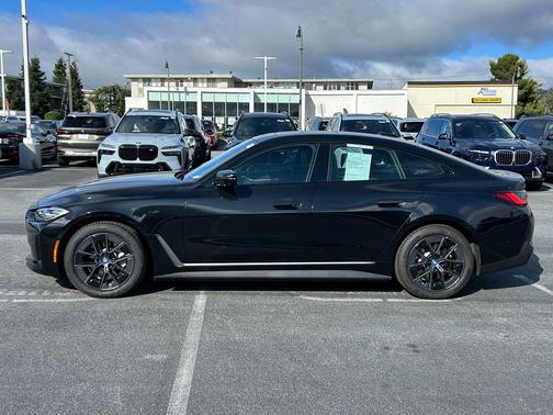 Black Sapphire Metallic 2023 BMW i4 Gran Coupe eDrive35