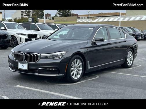 Dark Graphite 2018 BMW 740 i