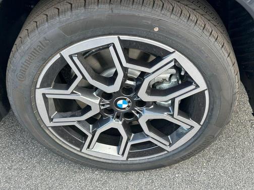 Night 2026 BMW X1 xDrive28i