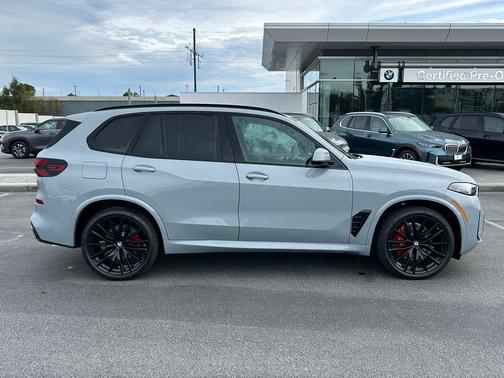 Gray Metallic 2026 BMW X5 xDrive40i