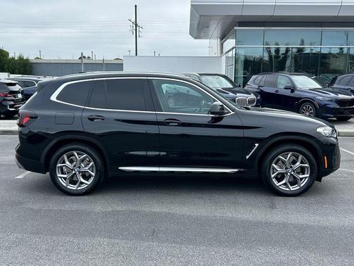 Black Sapphire Metallic 2023 BMW X3 xDrive30i
