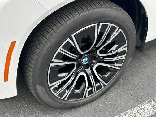 White Metallic 2026 BMW X3 30 xDrive