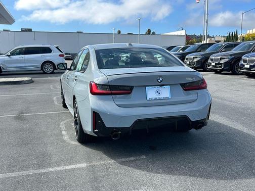 Brooklyn Grey Metallic 2026 BMW 330 330i