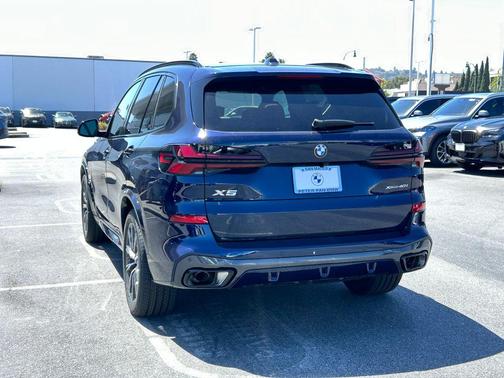 Tanzanite Blue II Metallic 2026 BMW X5 xDrive40i