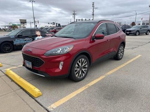 2020 Ford Escape Titanium Hybrid