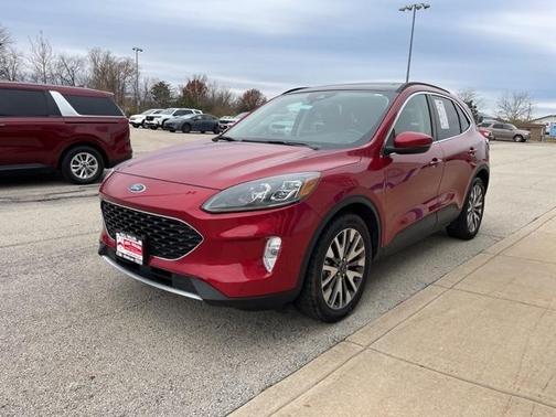 2020 Ford Escape Titanium Hybrid