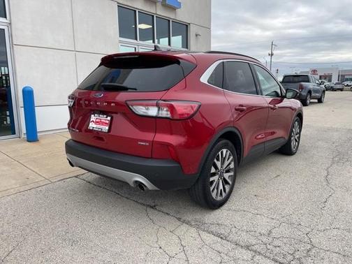 2020 Ford Escape Titanium Hybrid