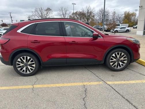 2020 Ford Escape Titanium Hybrid