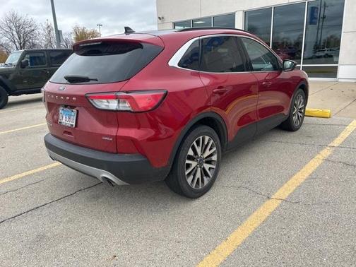 2020 Ford Escape Titanium Hybrid