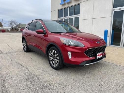 2020 Ford Escape Titanium Hybrid