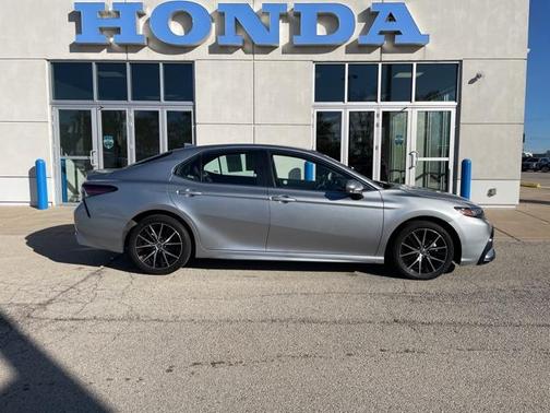 2024 Toyota Camry SE Nightshade