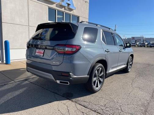 2025 Honda Pilot Elite