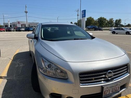 2010 Nissan Maxima S
