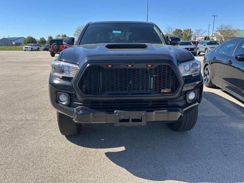 2021 Toyota Tacoma TRD Sport