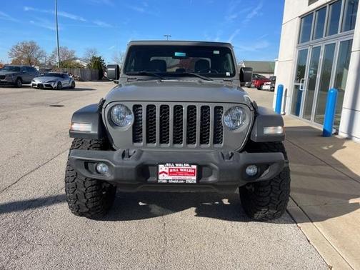 2020 Jeep Gladiator Sport