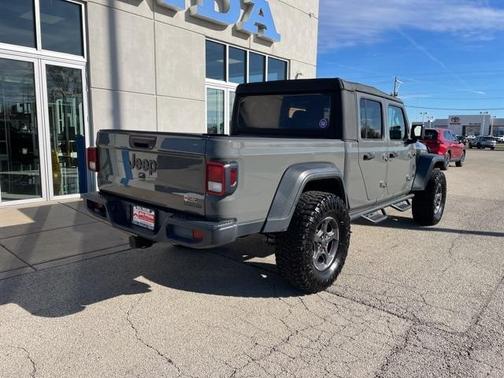 2020 Jeep Gladiator Sport
