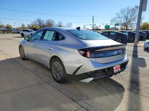 2024 Hyundai SONATA Hybrid SEL