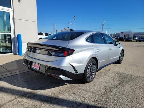 2024 Hyundai SONATA Hybrid SEL