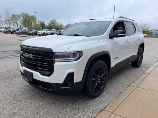 2022 GMC Acadia SLT